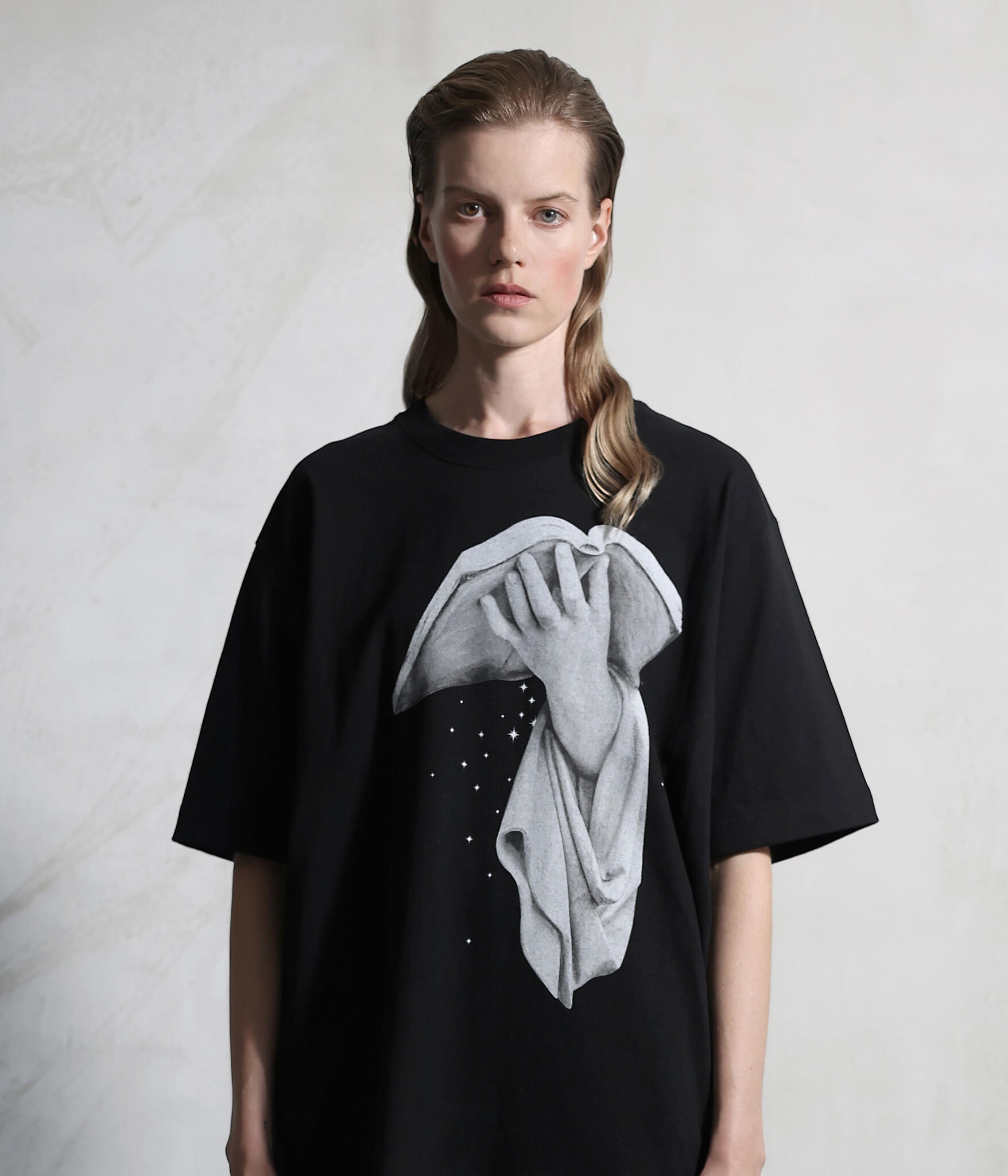 POSTPOETRY oversize t-shirt – Karolin Kuusik